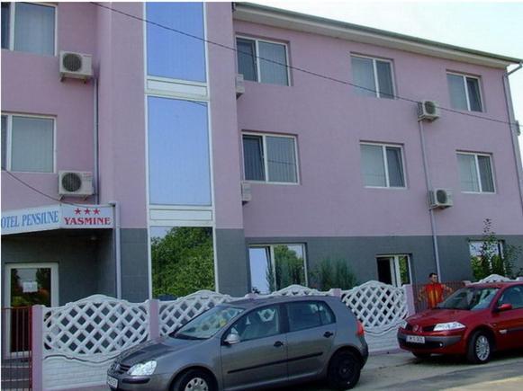 Pension Yasmine ทิมิชัวรา ภายนอก รูปภาพ